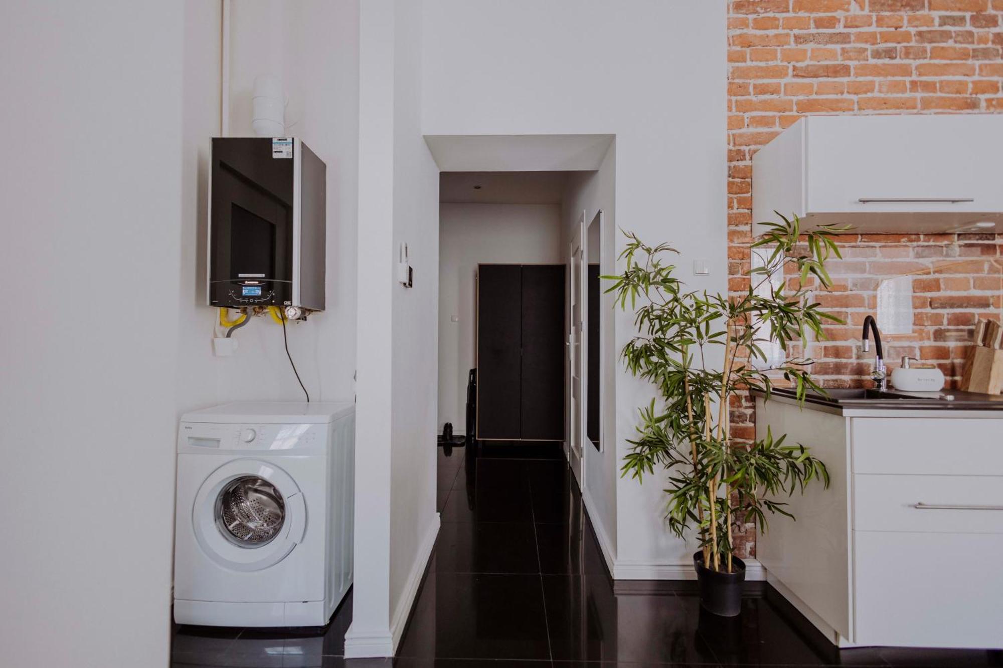 Golden Pearl - Main Square, 100 Sqm, 4 Rooms كراكوفيا المظهر الخارجي الصورة