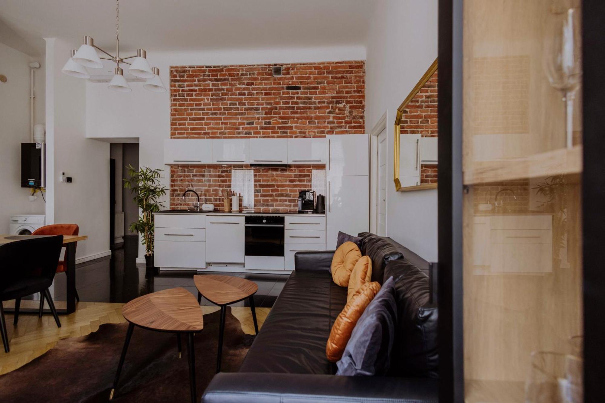 Golden Pearl - Main Square, 100 Sqm, 4 Rooms كراكوفيا المظهر الخارجي الصورة