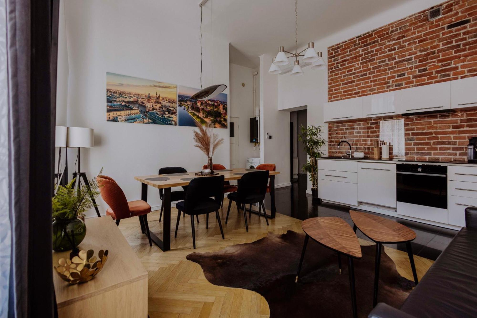 Golden Pearl - Main Square, 100 Sqm, 4 Rooms كراكوفيا المظهر الخارجي الصورة